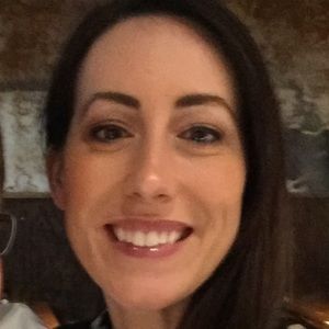 Meet your Posher, Steph
